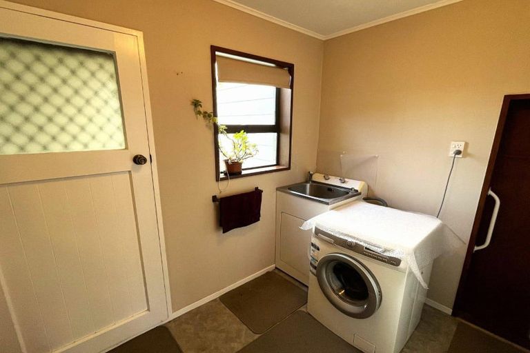 Photo of property in 19 Sandstrom Grove, Feilding, 4702