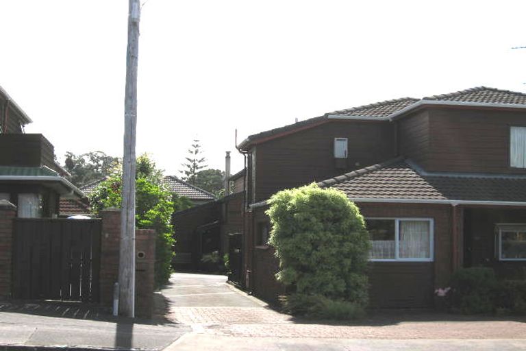 Photo of property in 250/48 Milford Road, Milford, Auckland, 0620