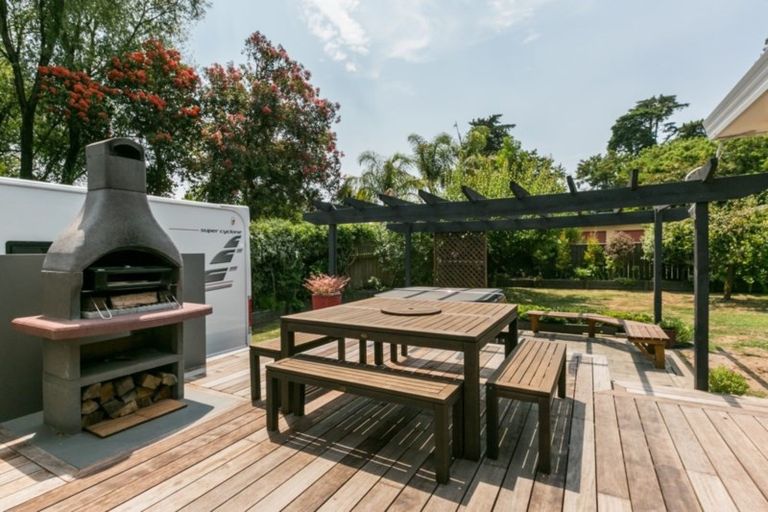 Photo of property in 21 Reeve Drive, Havelock North, 4130