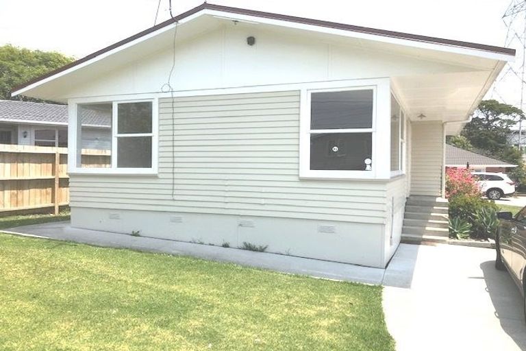 Photo of property in 40 Titoki Street, Te Atatu Peninsula, Auckland, 0610