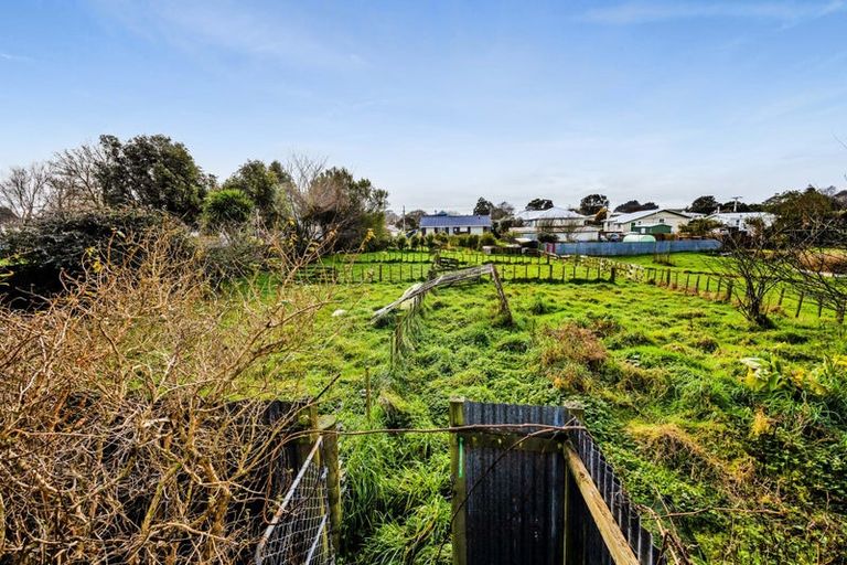 Photo of property in 24 Tayler Street, Eltham, 4322