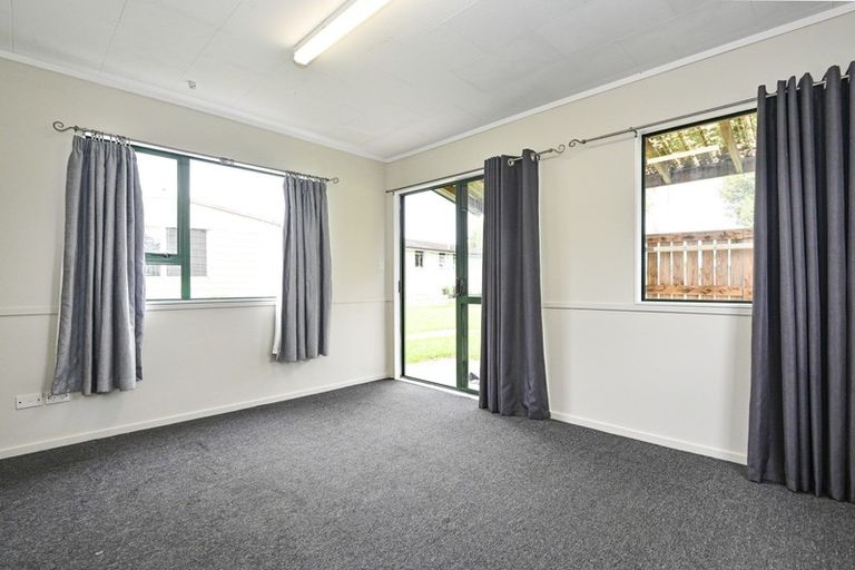 Photo of property in 834 Huia Street, Camberley, Hastings, 4120