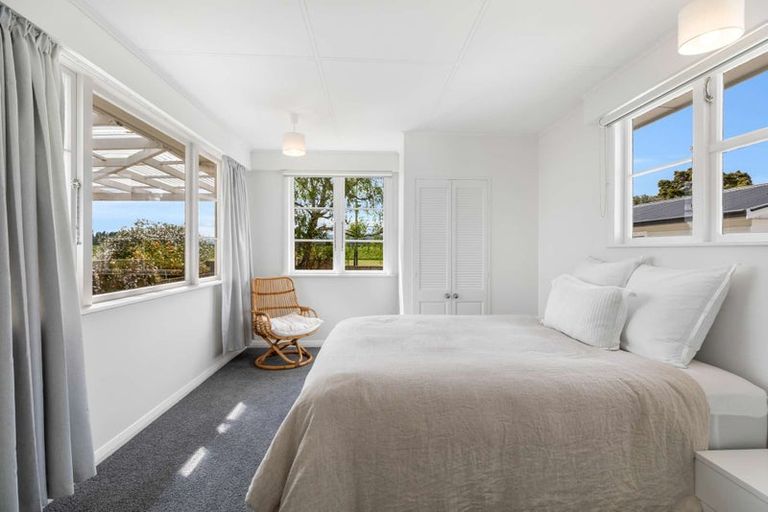 Photo of property in 37 Waterloo Crescent, Hokowhitu, Palmerston North, 4410