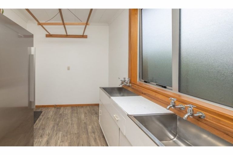 Photo of property in 213 Estuary Road, South New Brighton, Christchurch, 8062