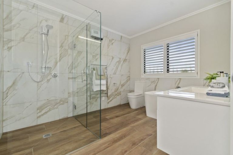 Photo of property in 80 Ewen Place, Karaka, Papakura, 2580