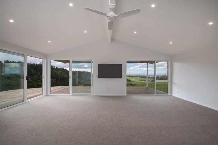 Photo of property in 61 Lawrence Road, Mangawhai, 0573
