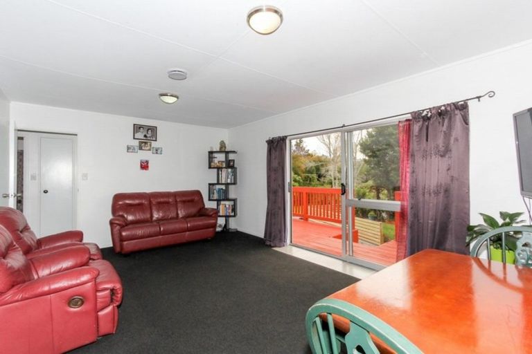 Photo of property in 67 Poplar Grove, Whalers Gate, New Plymouth, 4310