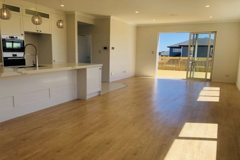 Photo of property in 11 Demeter Street, Flat Bush, Auckland, 2019