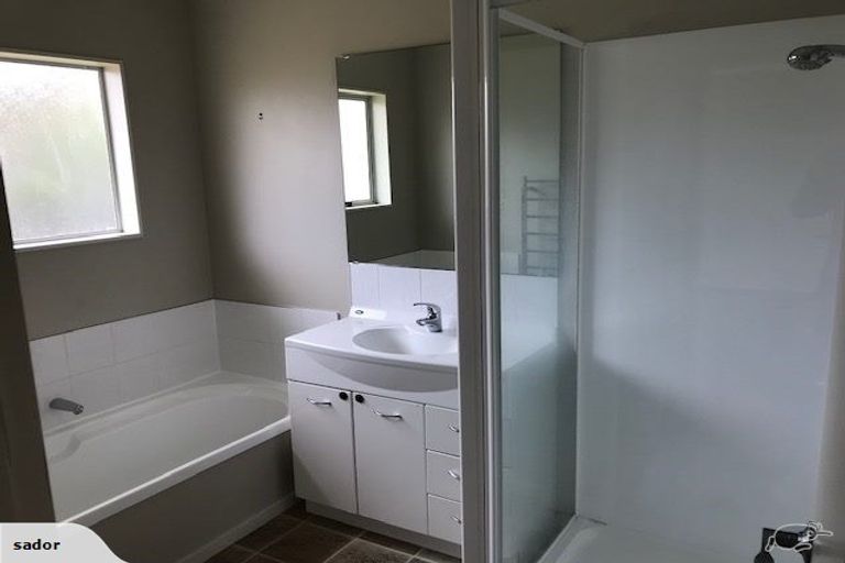 Photo of property in 16b Karaka Street, Otaki Beach, Otaki, 5512