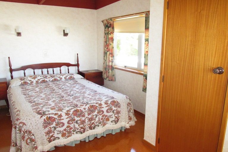 Photo of property in 48 Moana Drive, Mahia, 4198