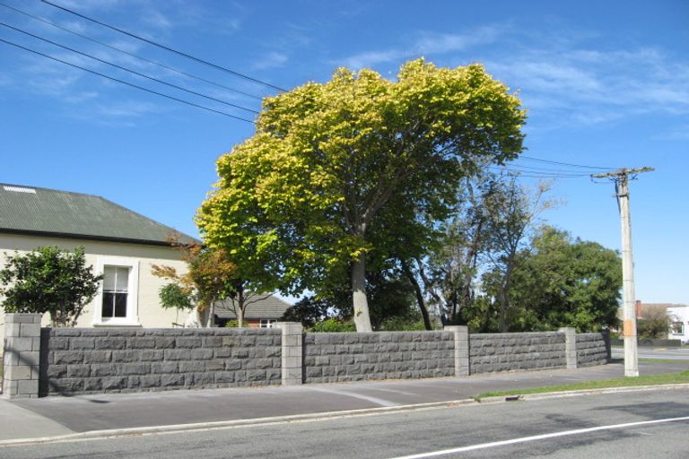 Photo of property in 1 Angland Avenue, Kensington, Timaru, 7910