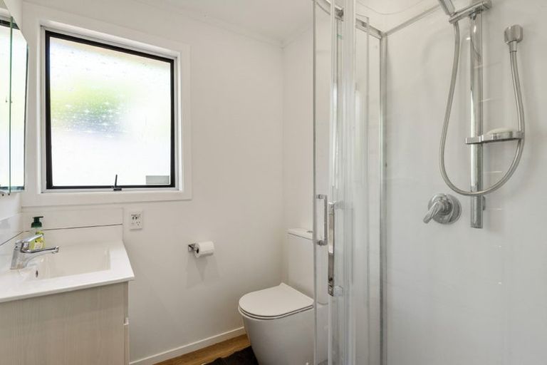 Photo of property in 31 Contessa Drive, Glenfield, Auckland, 0629