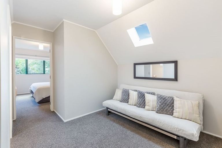 Photo of property in 22 Brookvale Park, Stanmore Bay, Whangaparaoa, 0932