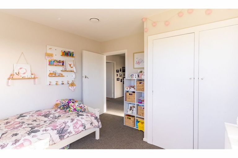 Photo of property in 15 Belmont Street, Avondale, Christchurch, 8061