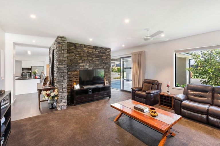 Photo of property in 25 Hallfield Drive, Ohoka, Kaiapoi, 7692