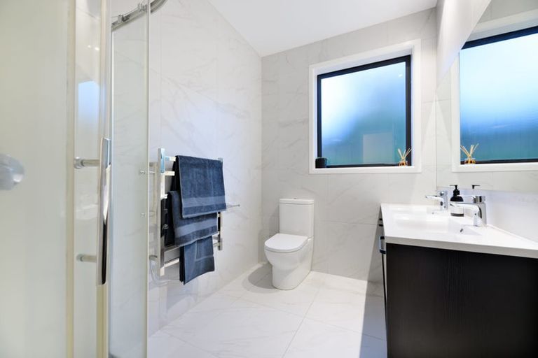 Photo of property in 4 Keel Street, Long Bay, Auckland, 0630