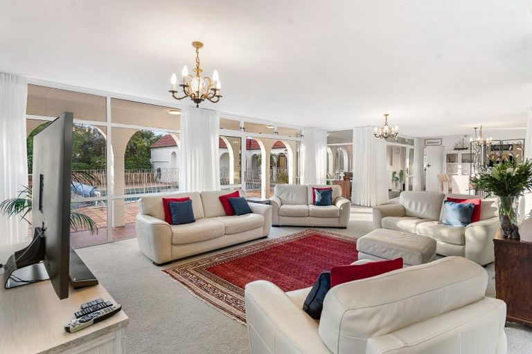 Photo of property in 51 Riverside Road, Orewa, 0931