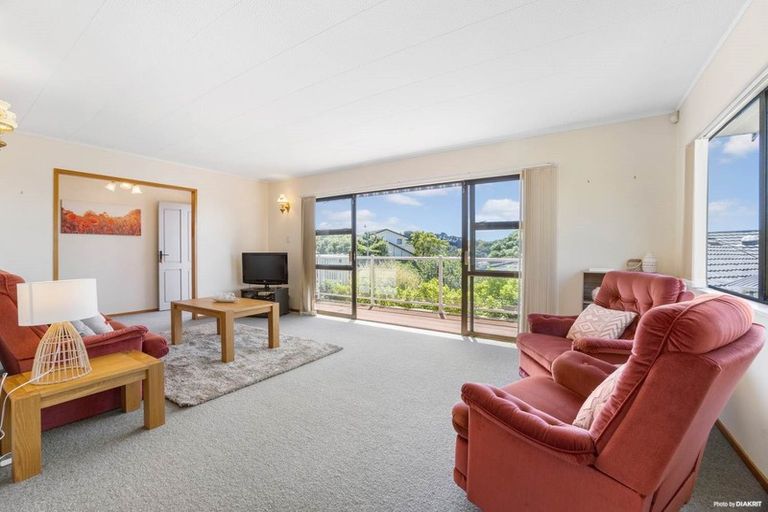 Photo of property in 4 Merehai Place, Snells Beach, 0920