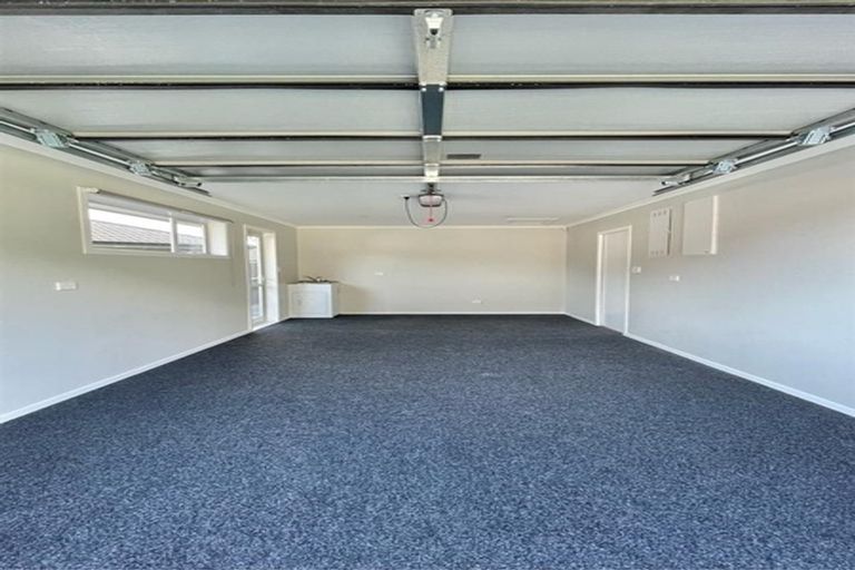 Photo of property in 22 Fenwick Crescent, Wallaceville, Upper Hutt, 5018