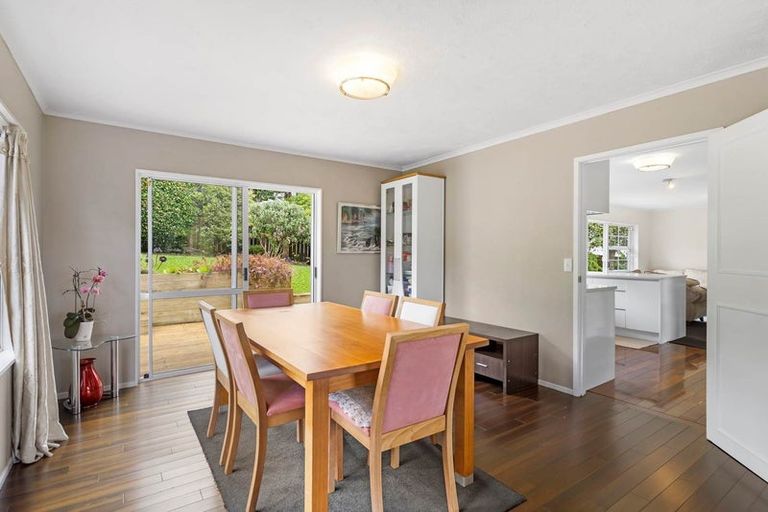 Photo of property in 13 Delisle Place, Windsor Park, Auckland, 0632