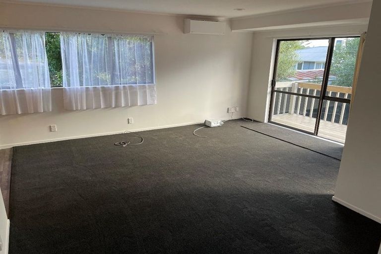 Photo of property in 2/32 Selwyn Crescent, Forrest Hill, Auckland, 0620