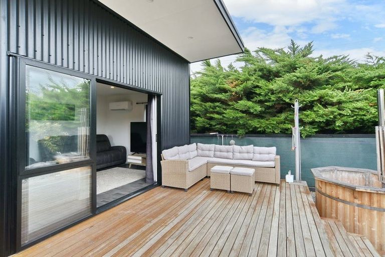 Photo of property in 69a Douglas Road, Amberley, 7410