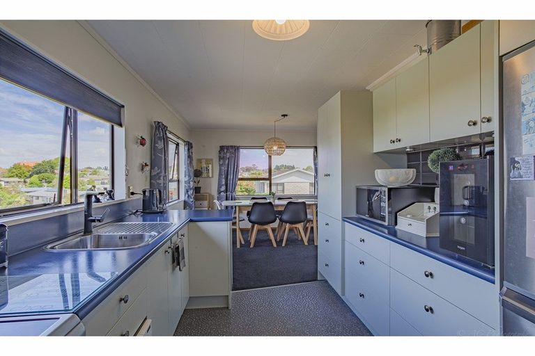 Photo of property in 11 Temple Crescent, Gleniti, Timaru, 7910