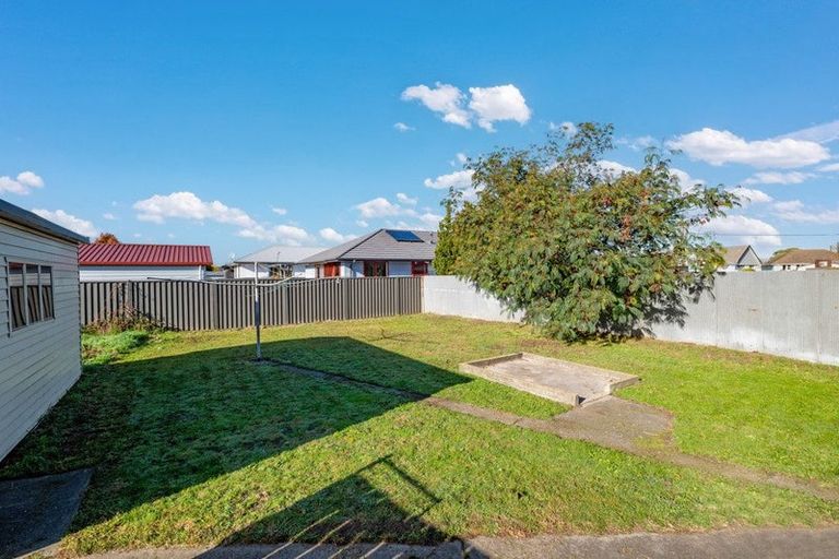 Photo of property in 32 Carisbrooke Street, Aranui, Christchurch, 8061
