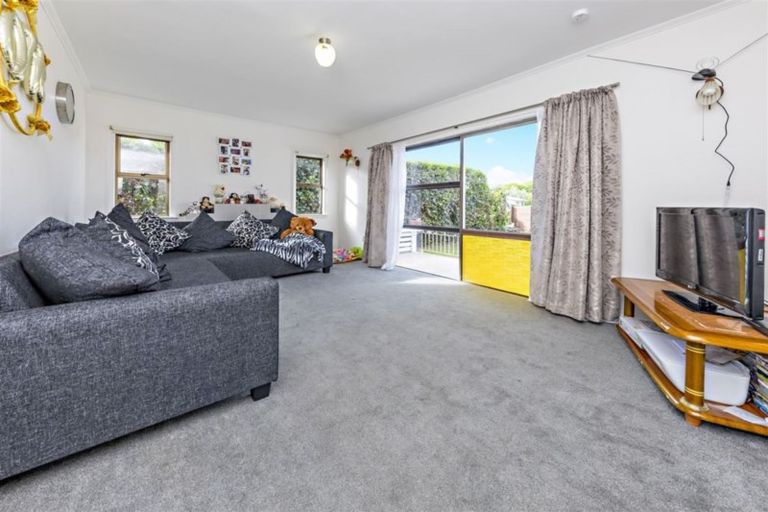 Photo of property in 81 Marne Road, Papakura, 2110