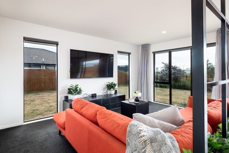 Photo of property in 5 Echelon Drive, Wigram, Christchurch, 8042