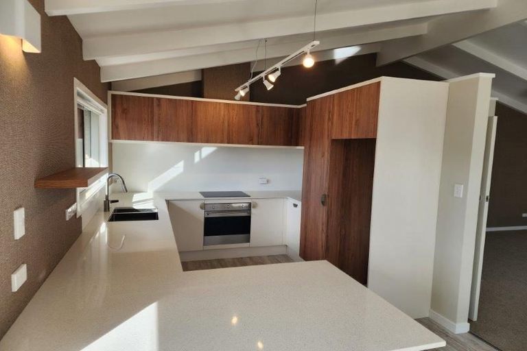 Photo of property in 1/1 Guinness Crescent, Ilam, Christchurch, 8041