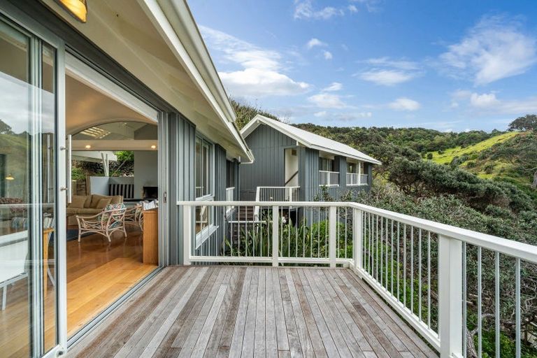 Photo of property in 350 Mcauslin Road, Whananaki, Hikurangi, 0181
