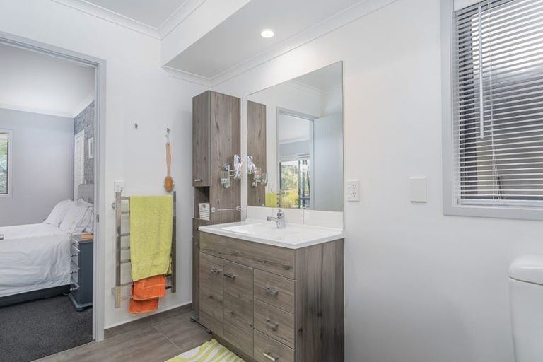 Photo of property in 28 Motukorure Parade, Cooks Beach, Whitianga, 3591