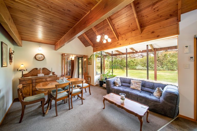 Photo of property in 70 Ferris Road, Springvale, Alexandra, 9393