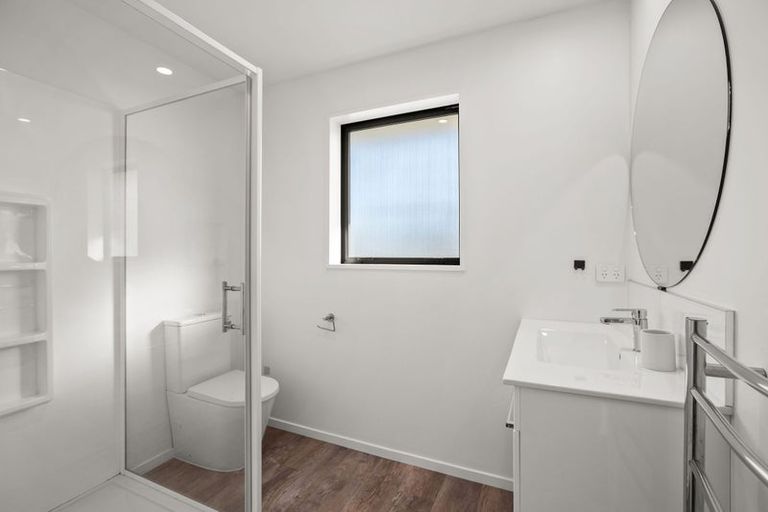 Photo of property in 1 Woodford Avenue, Woodend, 7610