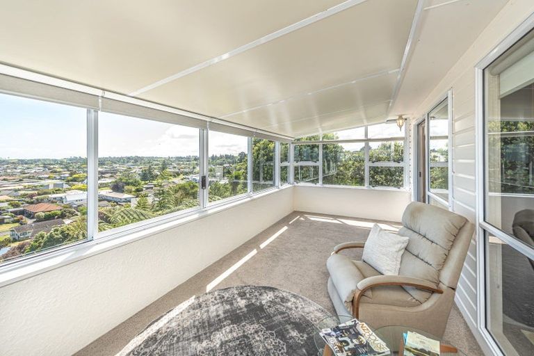 Photo of property in 14 Rawhiti Place, Saint Johns Hill, Whanganui, 4501