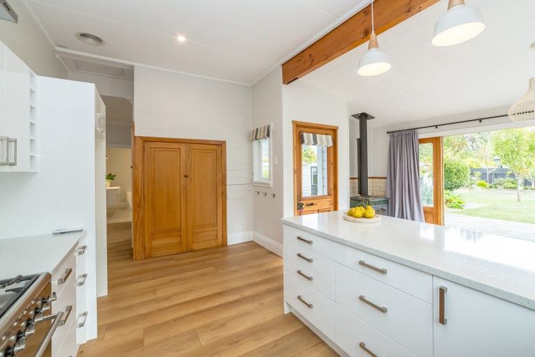 Photo of property in 35 Cambridge Terrace, Masterton, 5810