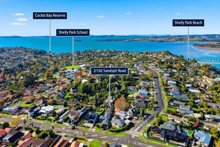 Photo of property in 2/102 Sandspit Road, Shelly Park, Auckland, 2014