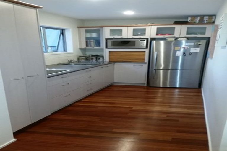 Photo of property in 2 Sunrise Avenue, Mairangi Bay, Auckland, 0630