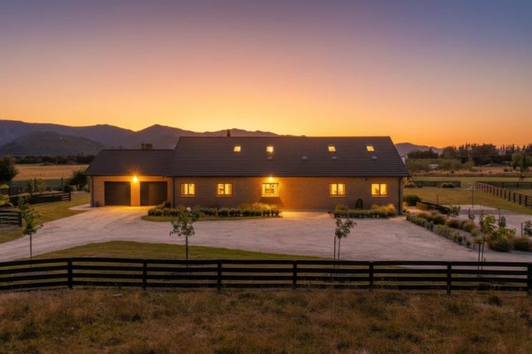 Photo of property in 69 Longwood Road, South Featherston, Featherston, 5771