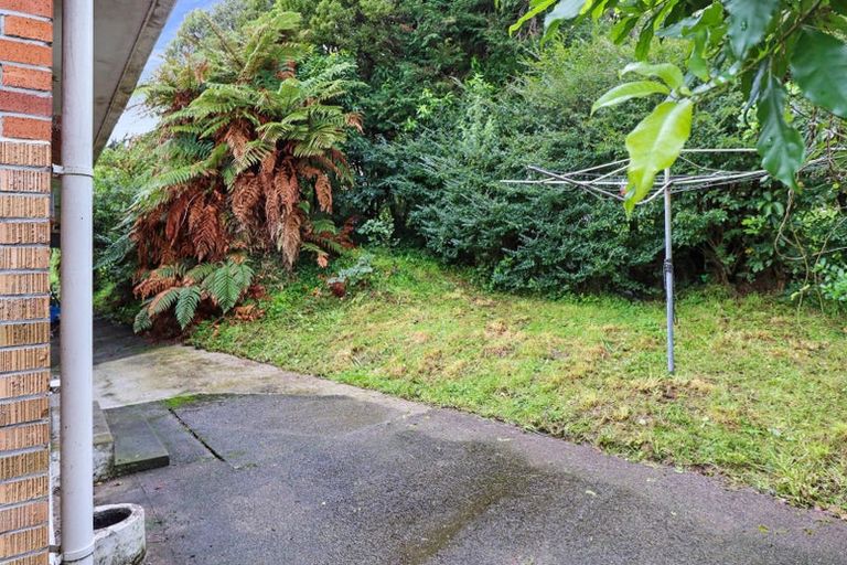 Photo of property in 113-115 Horoeka Street, Stokes Valley, Lower Hutt, 5019