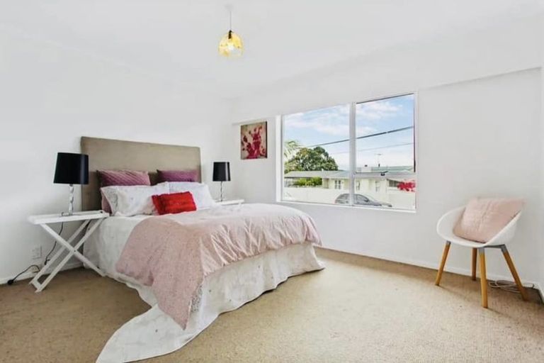 Photo of property in 116 Clovelly Road, Bucklands Beach, Auckland, 2012