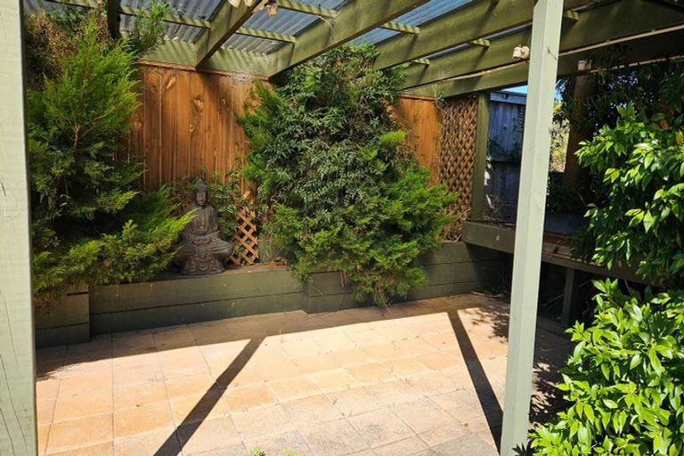 Photo of property in 38a Sunnynook Road, Sunnynook, Auckland, 0620