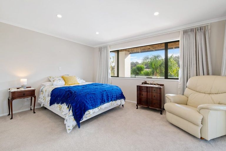 Photo of property in 27 Coralsea Way, Arkles Bay, Whangaparaoa, 0932