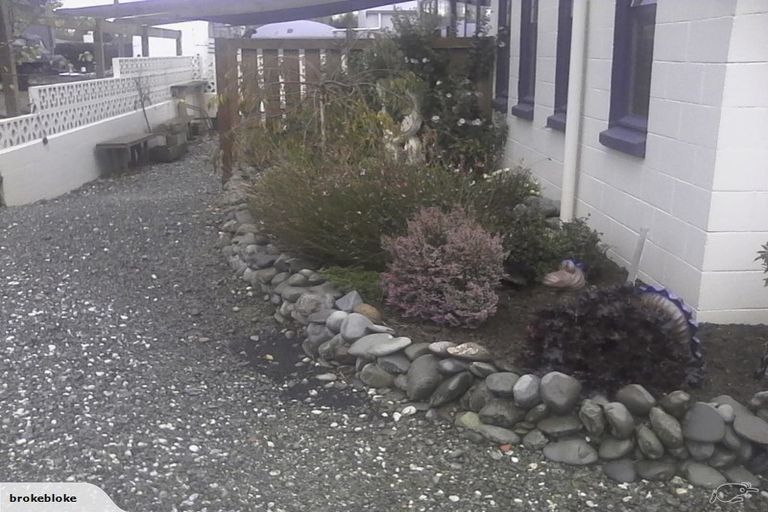 Photo of property in 38 Mccaughan Street, Browns, Winton, 9781