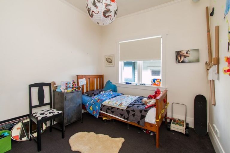 Photo of property in 6 Westmere Crescent, Westmere, Auckland, 1022