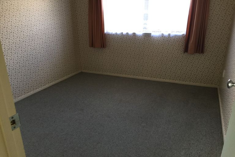 Photo of property in 4 Zefiro Drive, Massey, Auckland, 0614