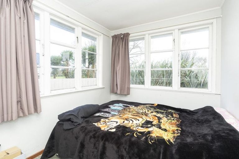 Photo of property in 29 Paul Crescent, Fairfield, Hamilton, 3214