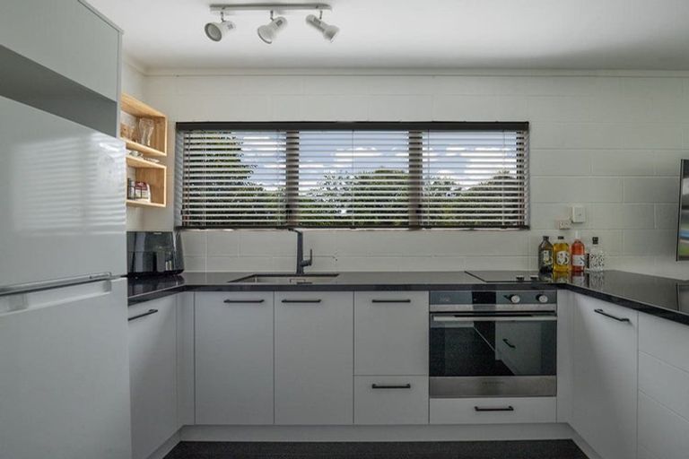 Photo of property in 6/22a Church Street, Northcote Point, Auckland, 0627