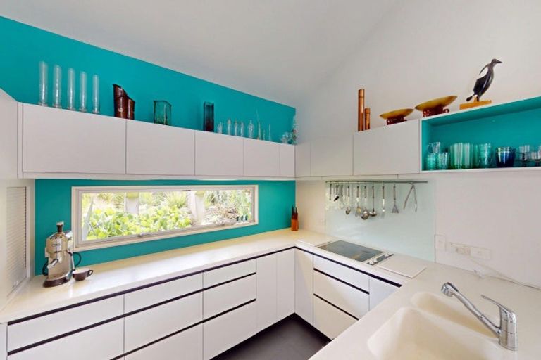 Photo of property in 30 Kent Avenue, Waitarere Beach, Levin, 5510